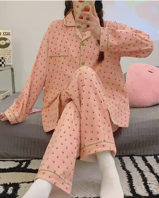 strawberry print long-sleeved pajamas