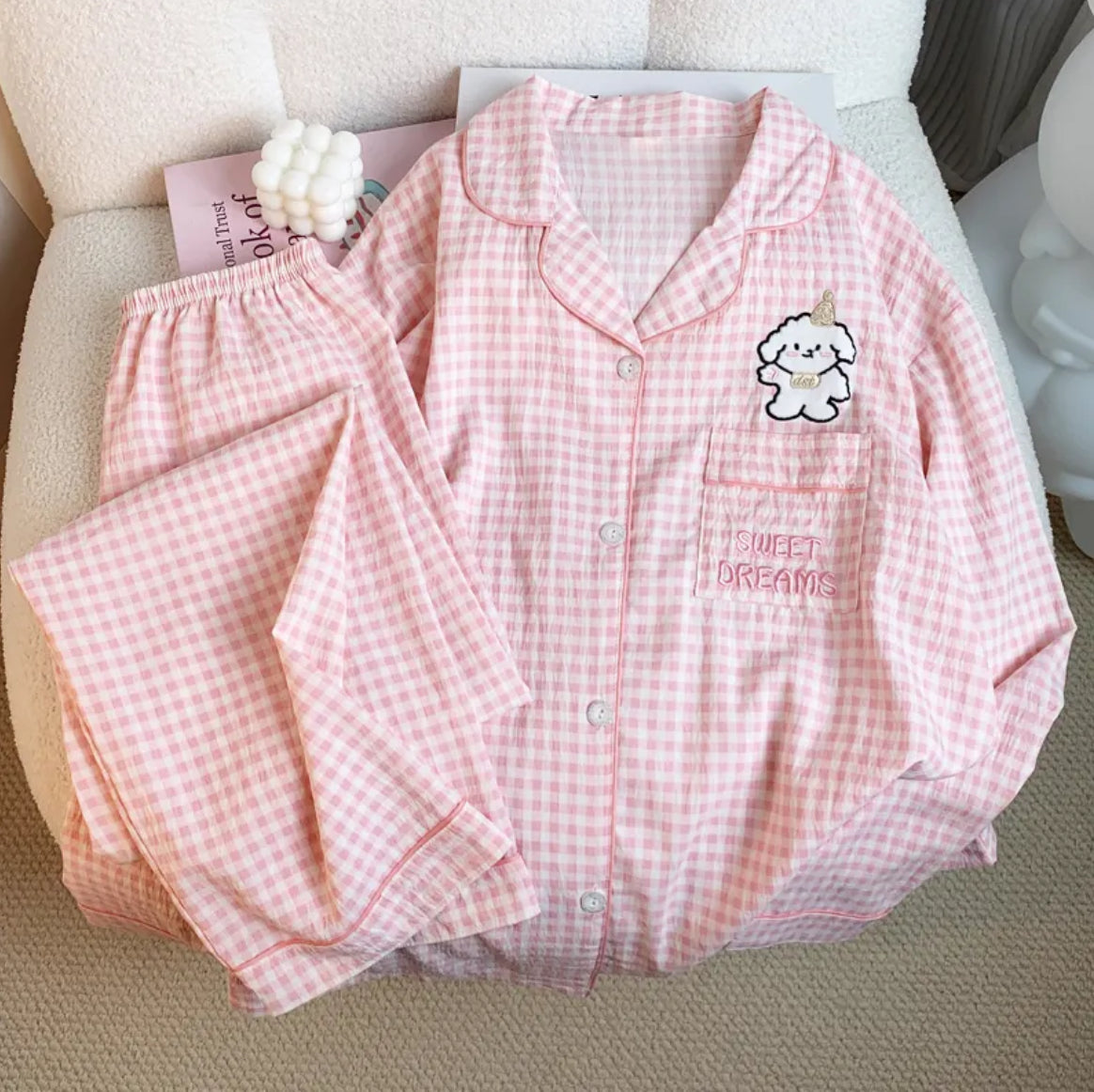 Pink plaid cartoon printed pajamas